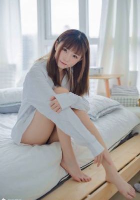 夜晚的阿曼达